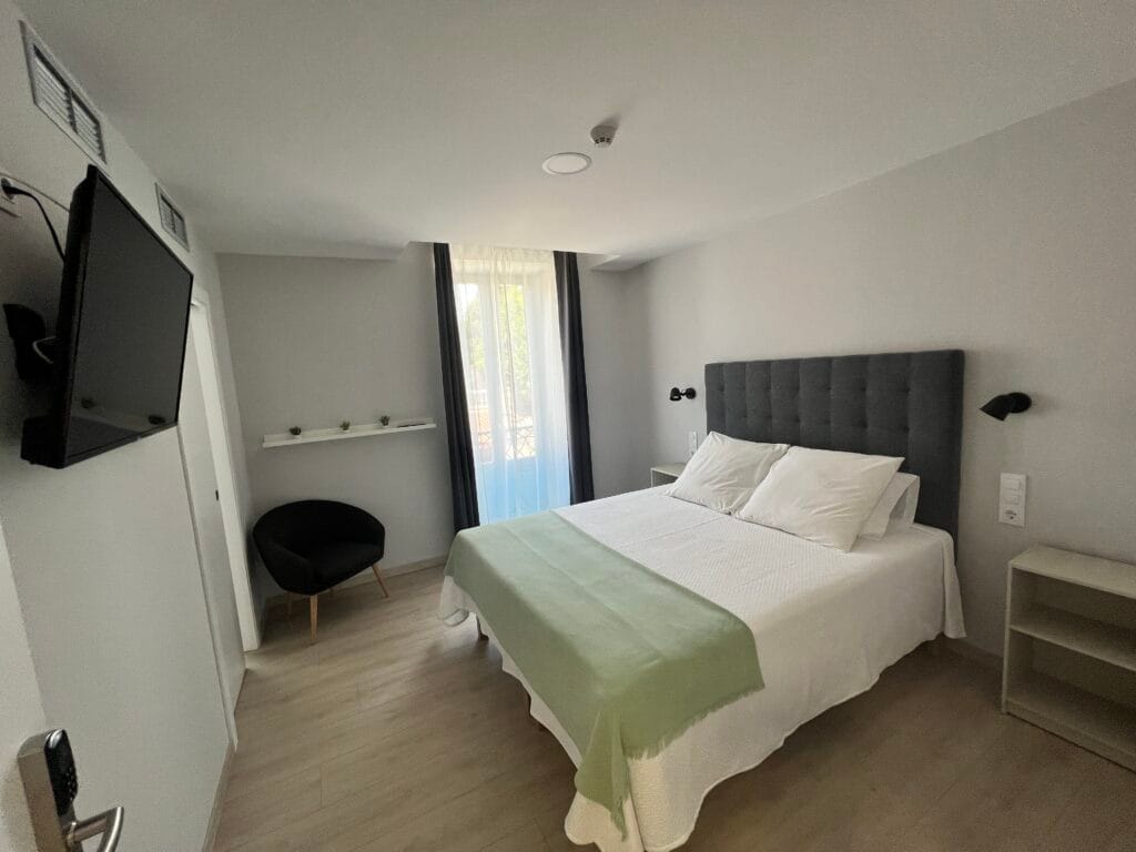 Habitaciones privadas en el Camino de Santiago: no digas que no te lo advertimos 4 Habitaciones privadas en el Camino - Hostal O Legado de Ramira Espiritual